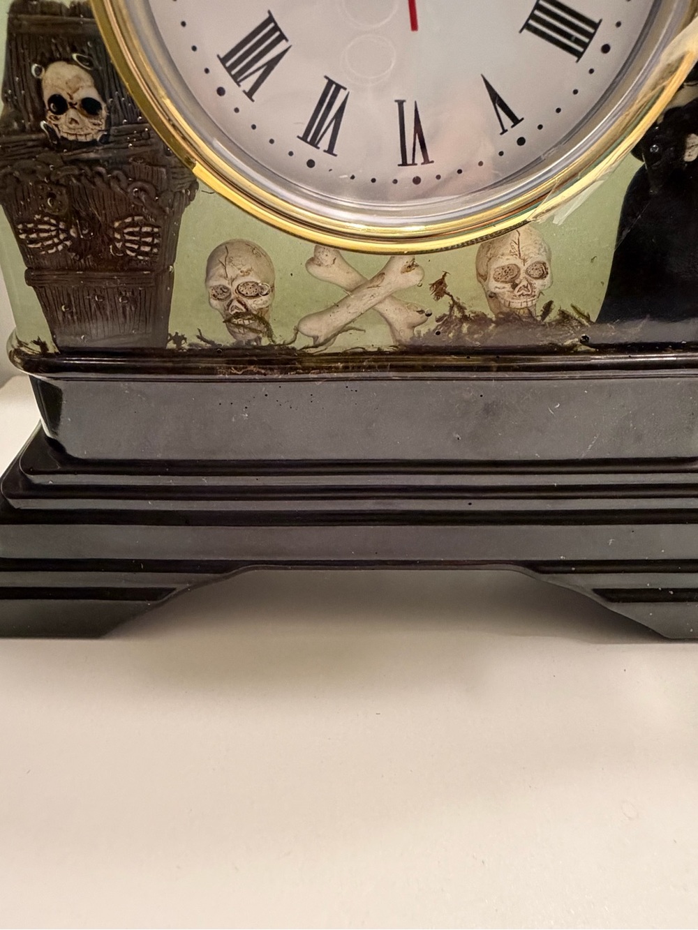 Handmade Glow in the Dark Gothic Mantel Clock - Picture 3 of 4